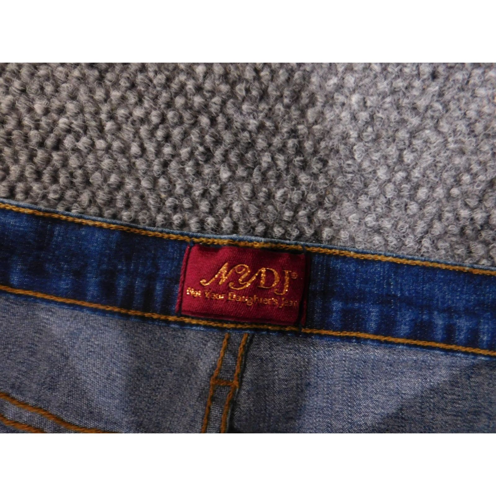 NYDJ VINTAGE? No. NYDJ Jeans Womens 14 Blue Denim Straight Leg Stretch 431D Dark Size 36" / US 14 / IT 50 - 3 Thumbnail