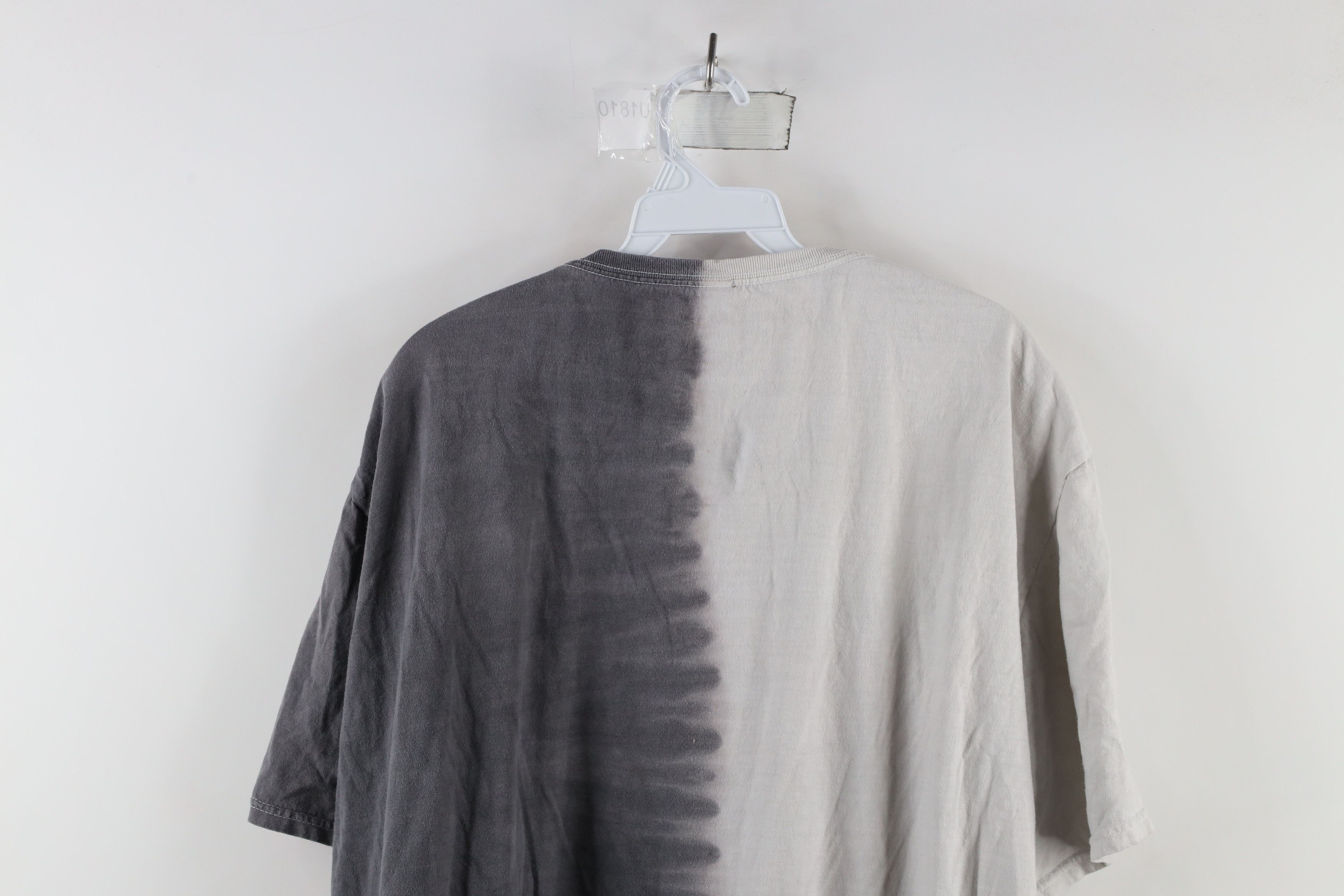 Vintage Streetwear Chainsaw Japanese Anime Manga Acid Wash T-Shirt Size US XXL / EU 58 / 5 - 9 Thumbnail