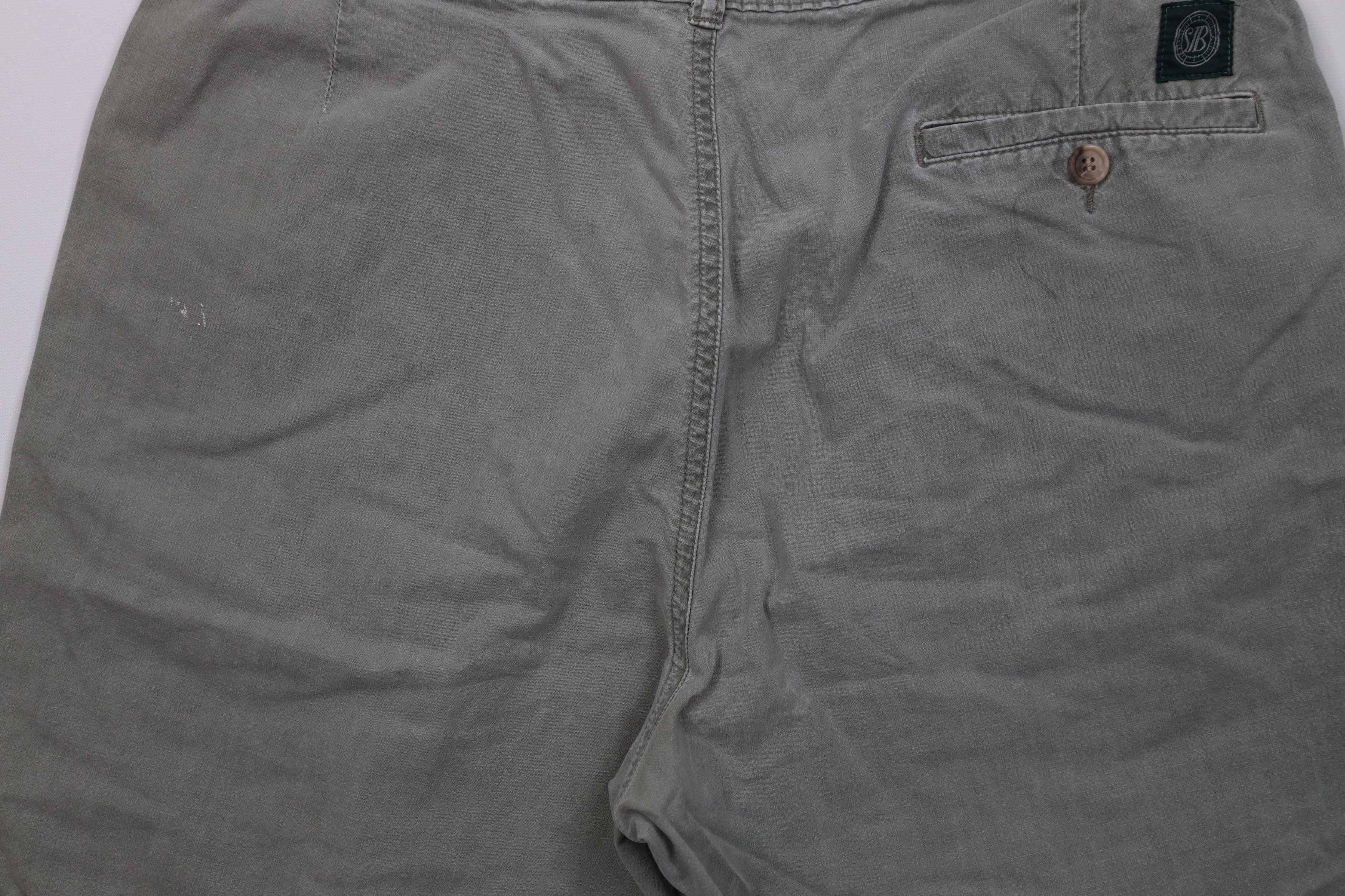Vintage Vintage 90s Streetwear Above Knee Stonewash Trekking Shorts Size US 34 / EU 50 - 13 Thumbnail