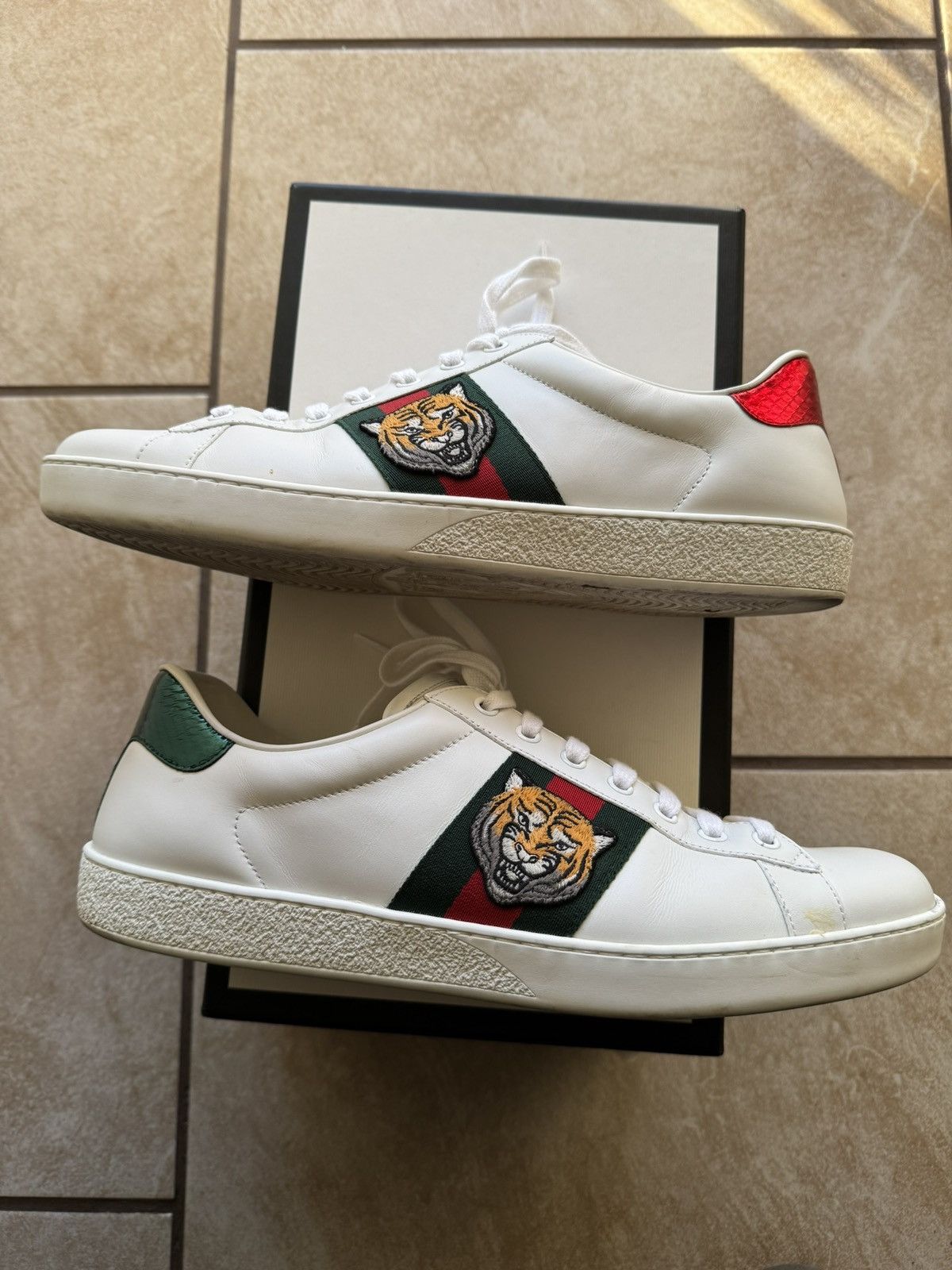 Gucci Gucci Ace Tiger Embroidered Sneaker Size US 11 / EU 44 - 5 Thumbnail