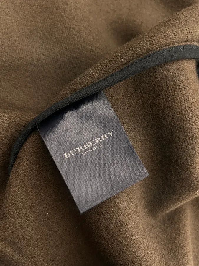 Burberry 2000s Burberry Khaki Hooded Wool Jacket Size US S / EU 44-46 / 1 - 11 Thumbnail