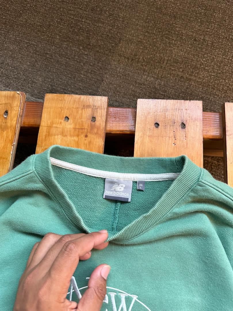 New Balance × Other NEW BALANCE EMBROIDERY SPELLOUT SWEATSHIRT Size US L / EU 52-54 / 3 - 5 Thumbnail