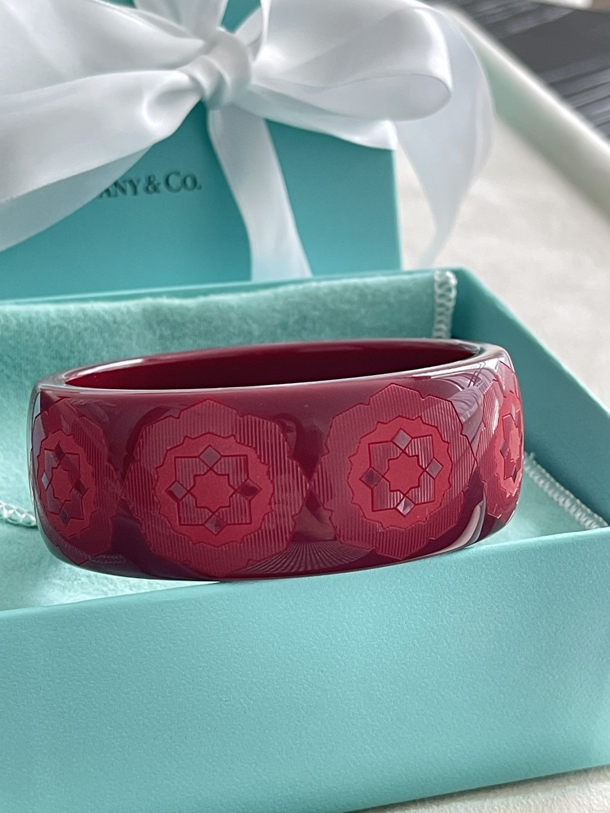 Tiffany & Co. TIFFANY & CO. RESIN PALOMA PICASSO RED ZELLIGE BANGLE $745 Size ONE SIZE - 8 Thumbnail