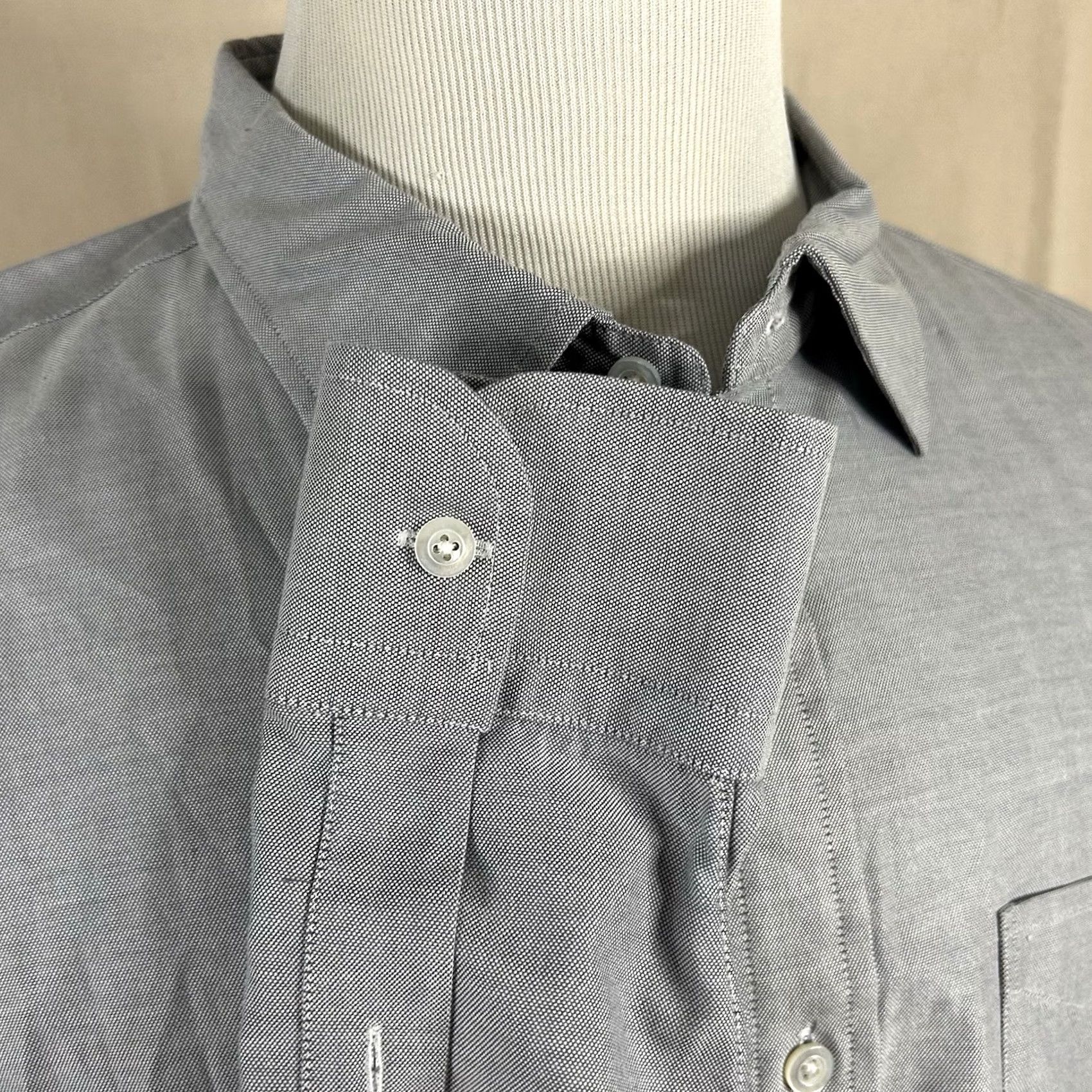 Paul Stuart Paul Stuart XL Casual Oxford Cloth Shirt Gray 100% Cotton Button Front Mens Shirt Long Sleeve Button-Front Collar Shirt Front-Gray XL Size US XL / EU 56 / 4 - 4 Thumbnail