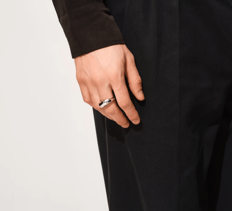 Tom Wood BNWT AW25 TOM WOOD TWIST RING Size ONE SIZE - 7 Thumbnail