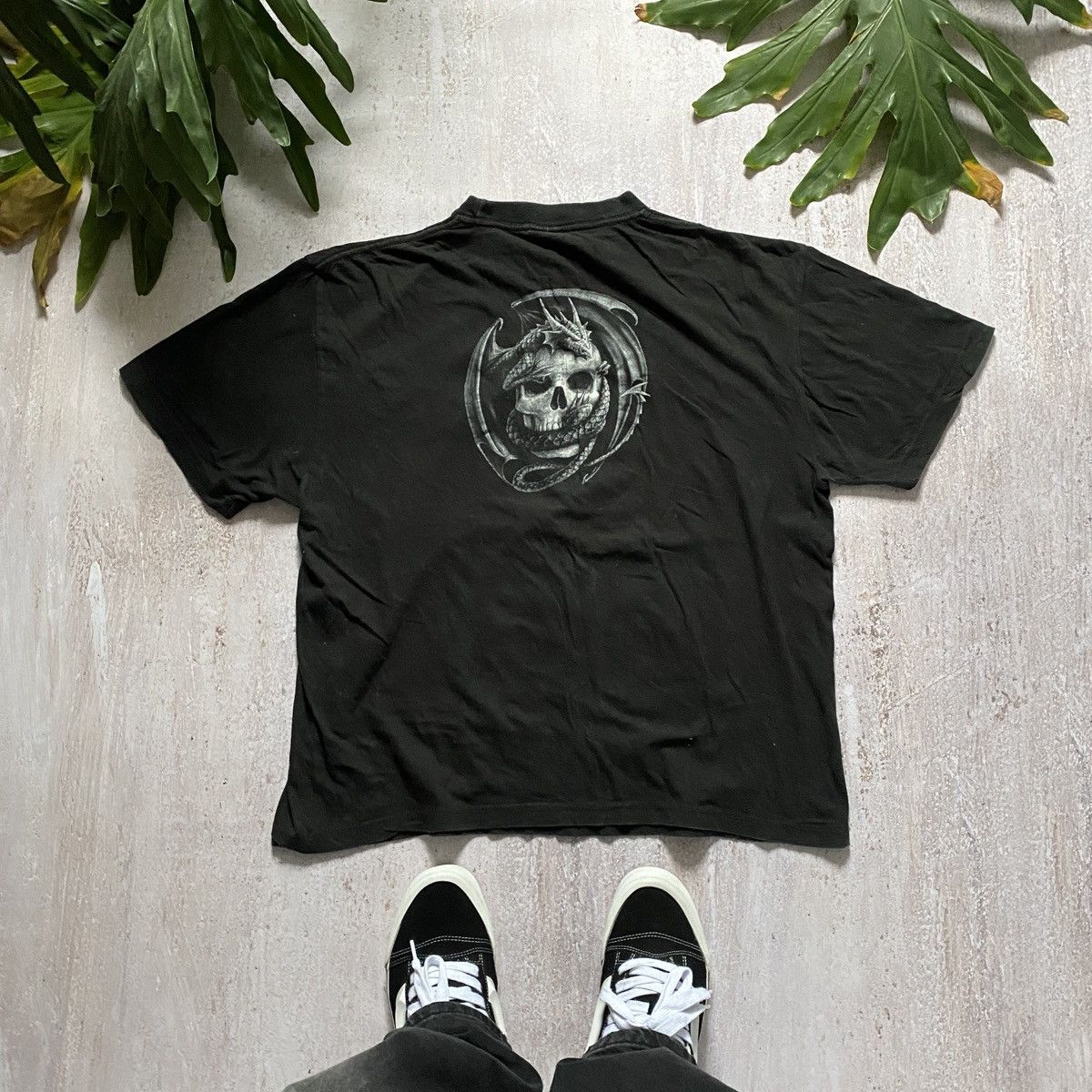 Vintage VINTAGE 90s AMAZING FADED DRAGON BOXY T SHIRT (SPIRAL) 224 Size US XL / EU 56 / 4 - 6 Thumbnail