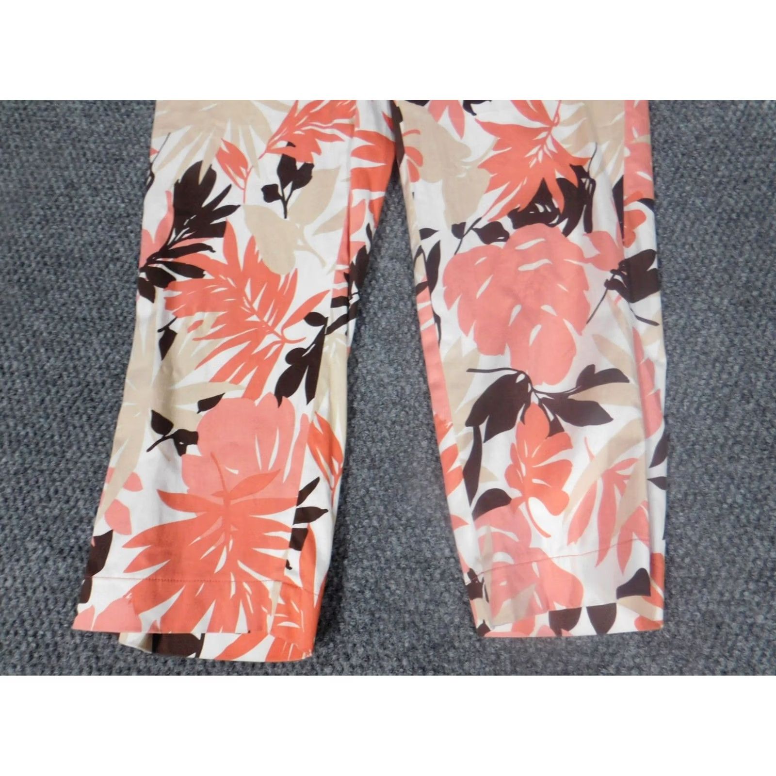 Willi Smith Willi Smith Womens Pants 8 Pink Floral Straight Stretch Knit Zip Ankle Casual Size 30" / US 8 / IT 44 - 6 Thumbnail