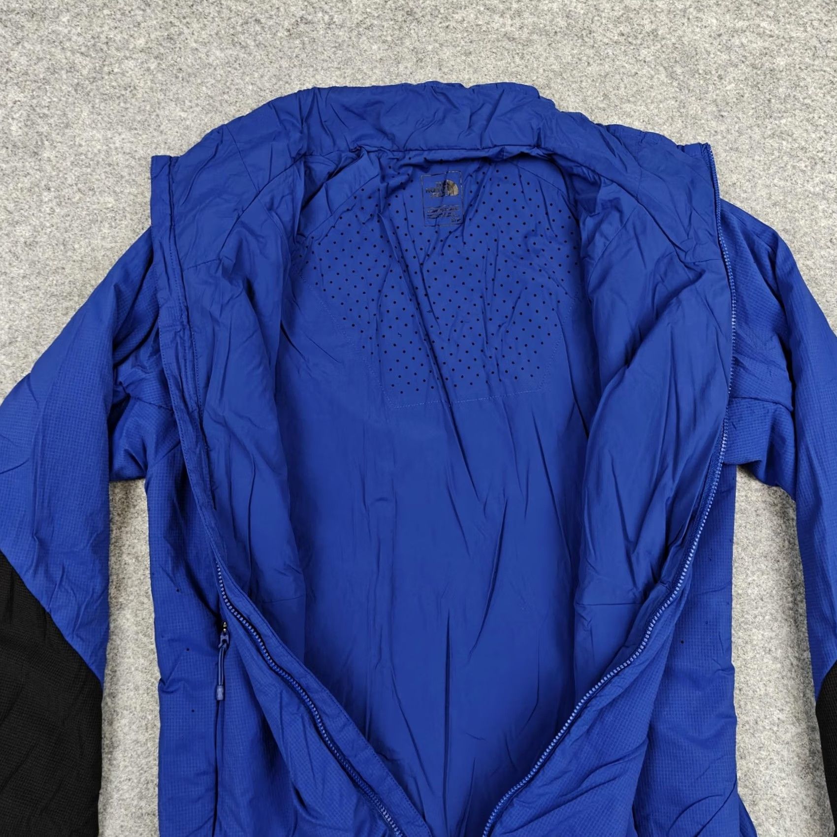 The North Face The North Face Ventrix Jacket Womens Small Blue Insulated Softshell Ski Hiking Size S / US 4 / IT 40 - 2 Thumbnail