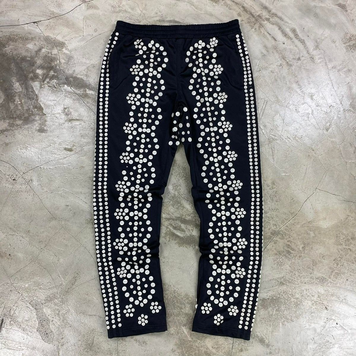 Adidas × Jeremy Scott FW2013 ‘Pearly King / Pearly King’ Button Covered Track Pant Size US 34 / EU 50 - 4 Thumbnail