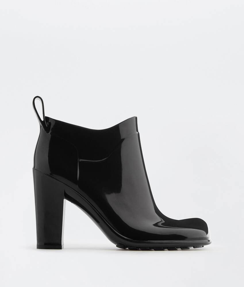 Bottega Veneta o1y0725 Rubber Ankle Boots in Black Size US 7 / IT 37 - 1 Thumbnail