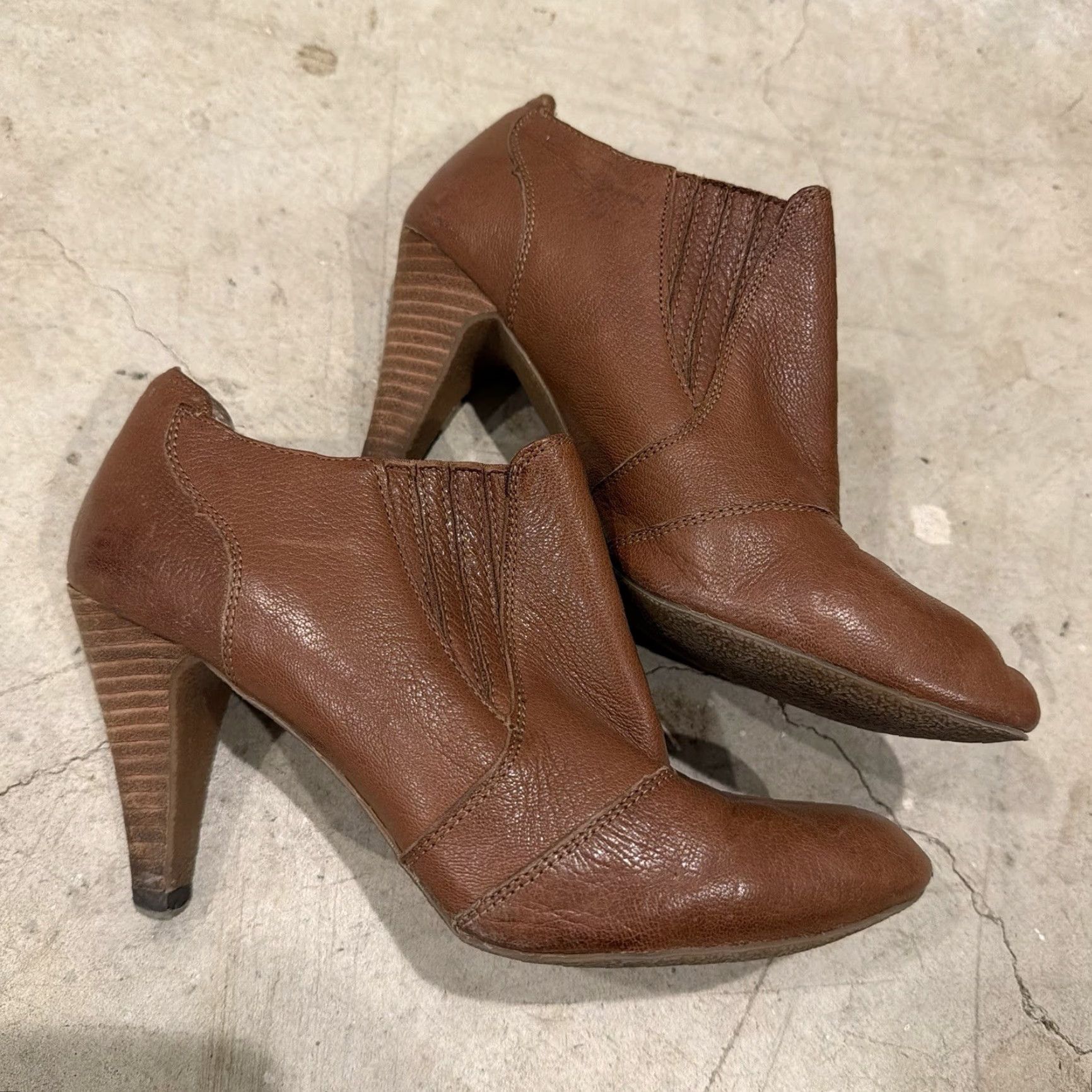 Vintage VINTAGE Audrey Brooke Avignon Brown Leather Slip On Ankle Booties Heels Sz 6.5 M Womens Bootie Size US 5 / IT 35 - 2 Thumbnail