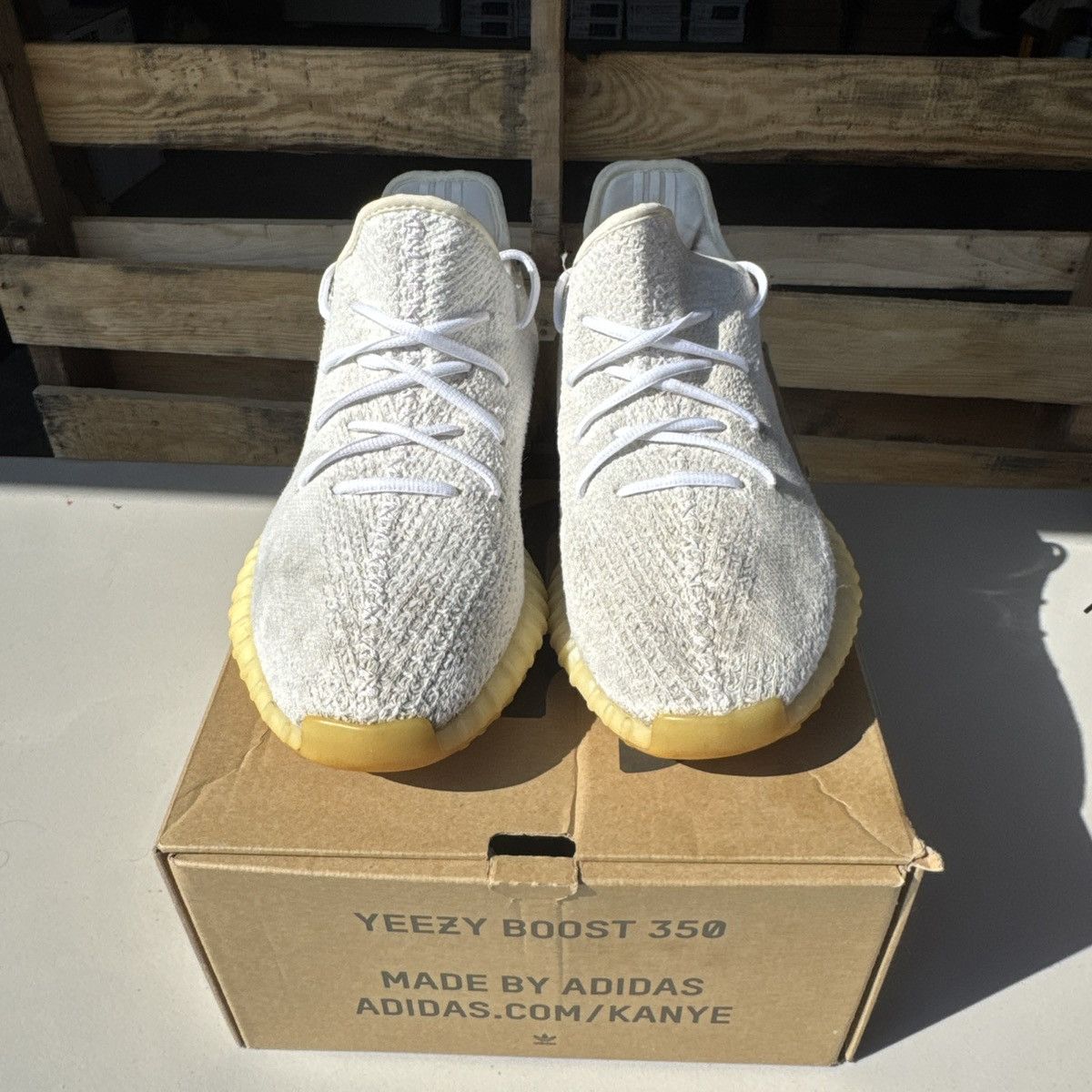 Yeezy Yeezy 350 V2 Cream size 11.5 Size US 11.5 / EU 44-45 - 4 Thumbnail