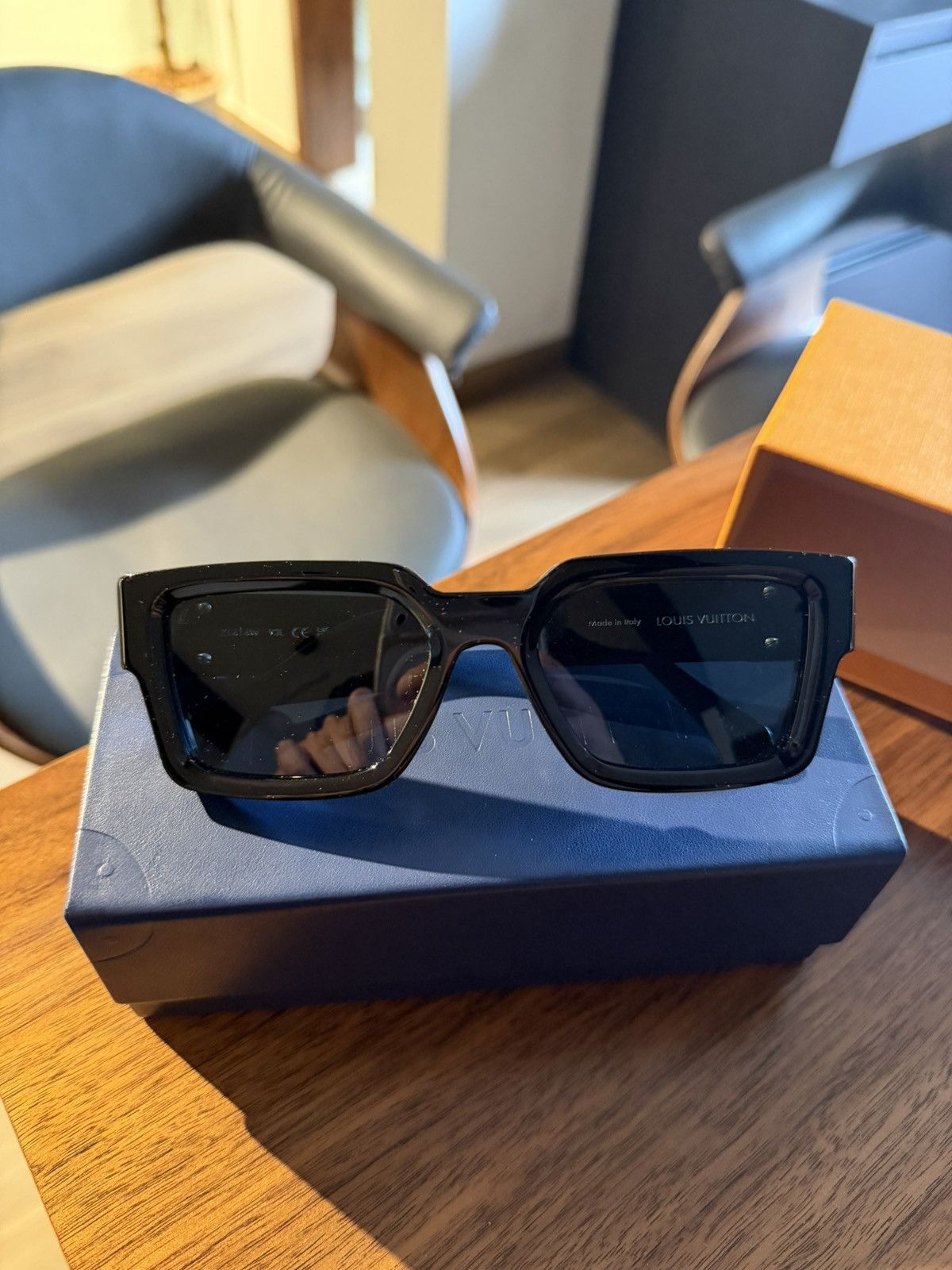 Louis Vuitton Louis Vuitton 1.1 Match Sunglasses - Black / Silver Hardware Size ONE SIZE - 2 Thumbnail