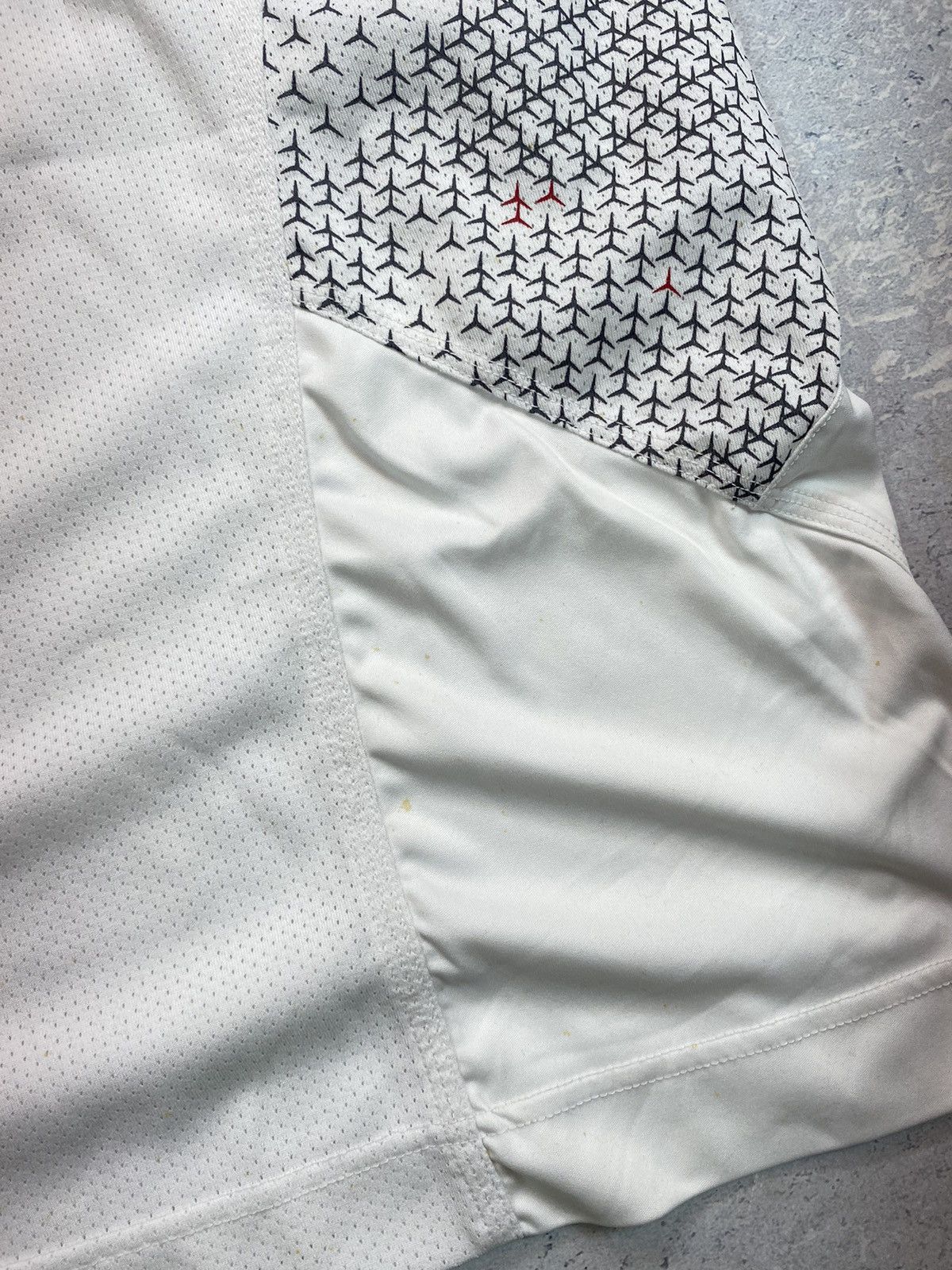 Nike × Vintage Vintage Men’s Nike Undershirt with big centre logo size M Size US M / EU 48-50 / 2 - 13 Thumbnail
