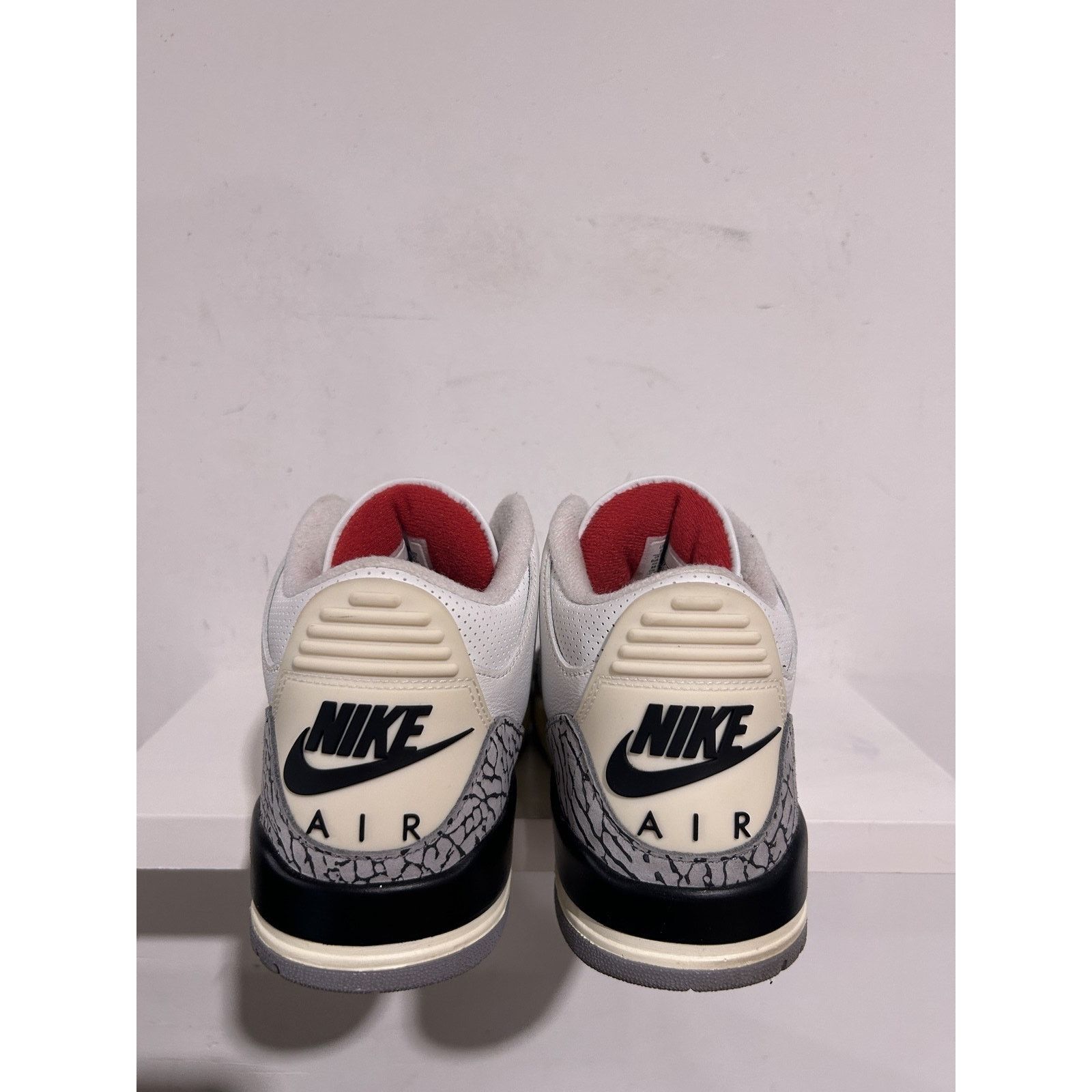 Jordan Brand JORDAN 3 WHITE CEMENT REIMAGINED SIZE 9 PREOWNED Size US 9 / EU 42 - 5 Thumbnail