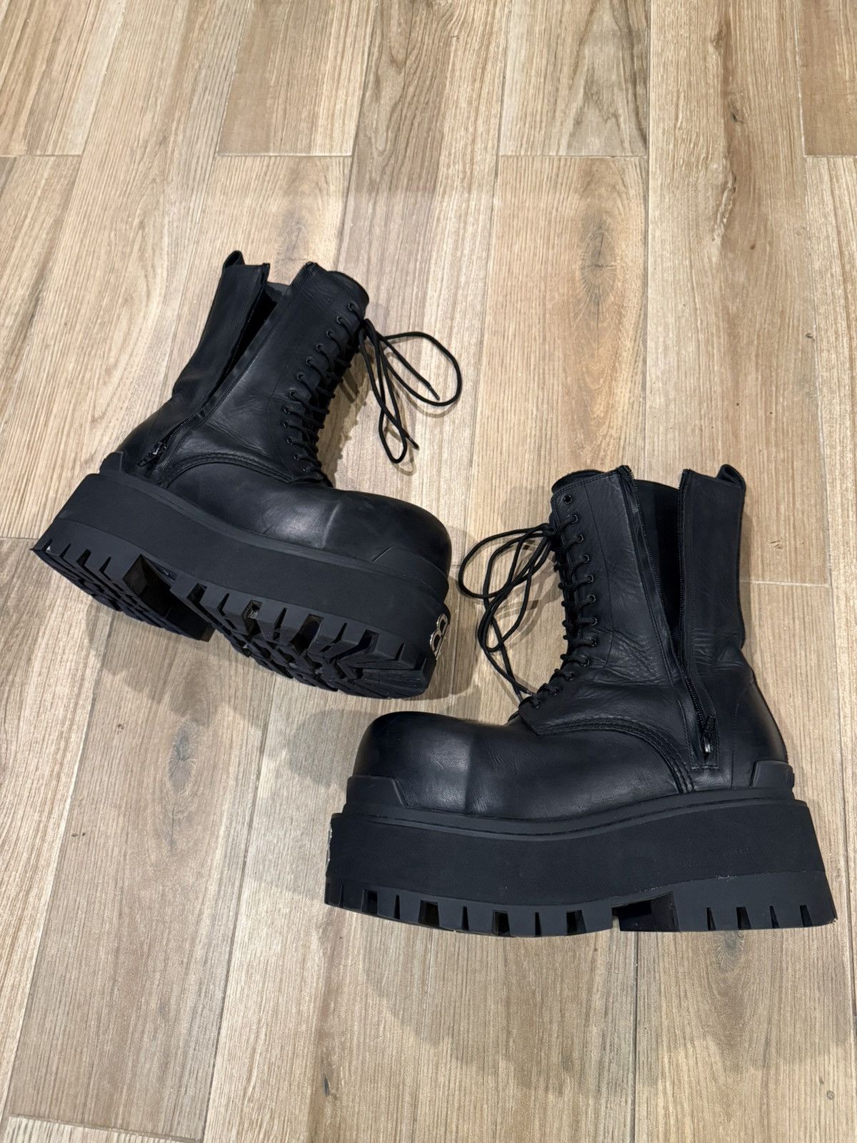 Balenciaga Balenciaga Giant Boots 43 Size US 10 / EU 43 - 2 Thumbnail