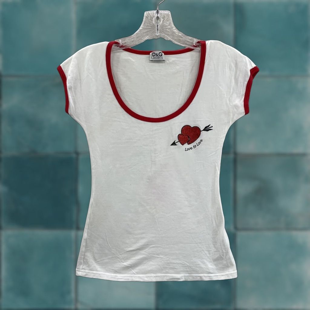 Dolce & Gabbana VINTAGE Dolce&Gabbana D&G Top Shirt Heart Love Scoop Neck Cyber Fairy Grunge XS White Womens Size XS / US 0-2 / IT 36-38 - 1 Thumbnail