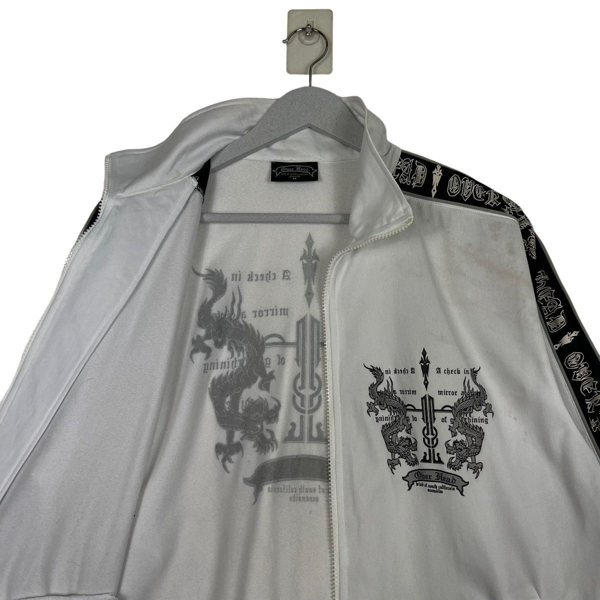 Japanese Brand 🔥 VINTAGE OVER HEAD CROSS DRAGON SWEATER Size US M / EU 48-50 / 2 - 10 Thumbnail