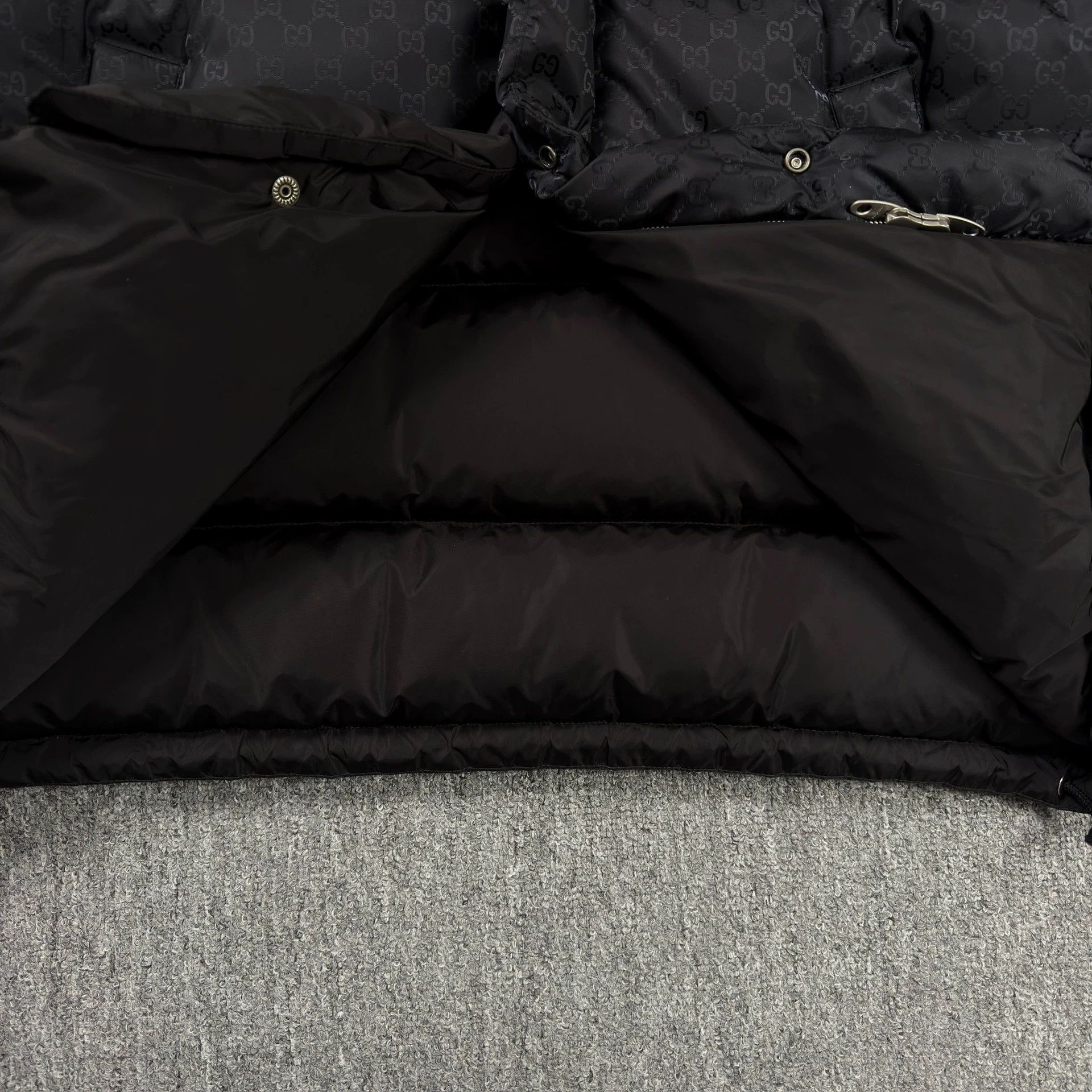 Gucci Gucci 3M Reflective Strip Black All-Over Print Down Jacket Size M / US 6-8 / IT 42-44 - 5 Thumbnail