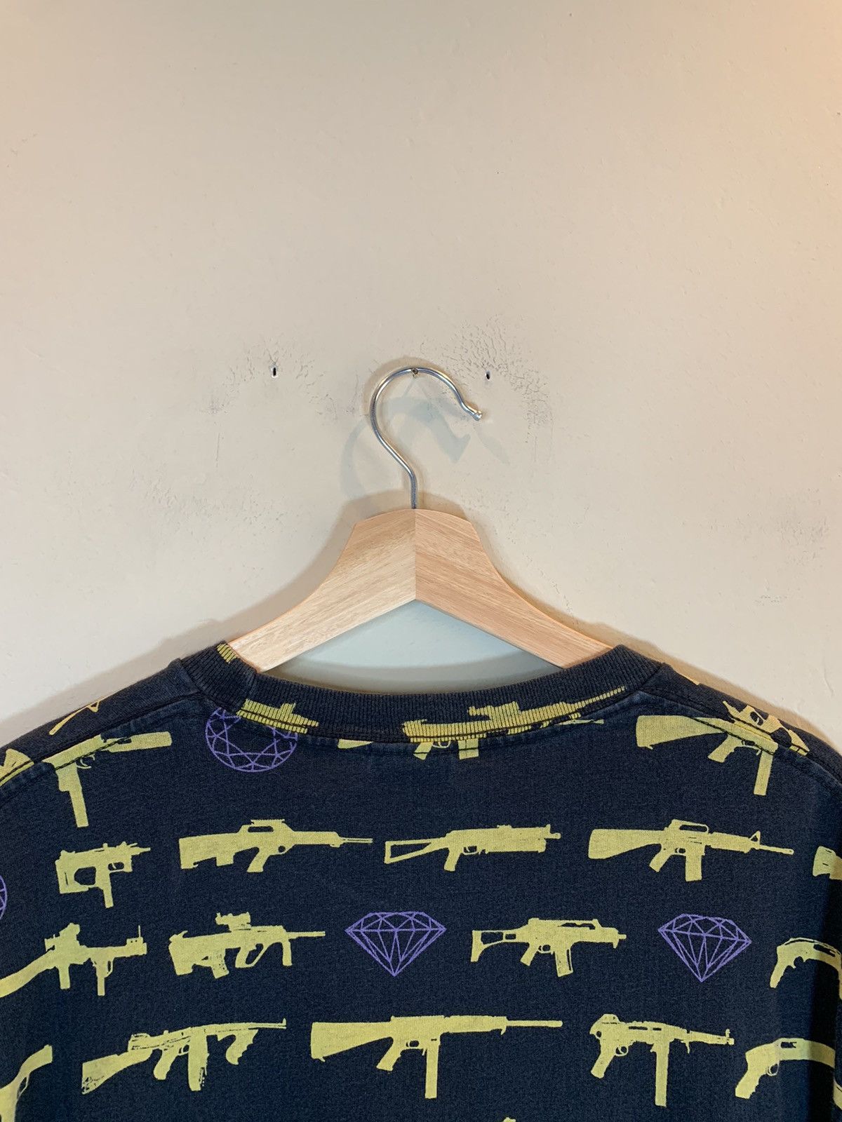 Diamond Supply Co. × Rogue Status × Vintage RARE Vintage Rogue Status x Diamond Supply Co Gun Show Shirt Size US XL / EU 56 / 4 - 5 Thumbnail