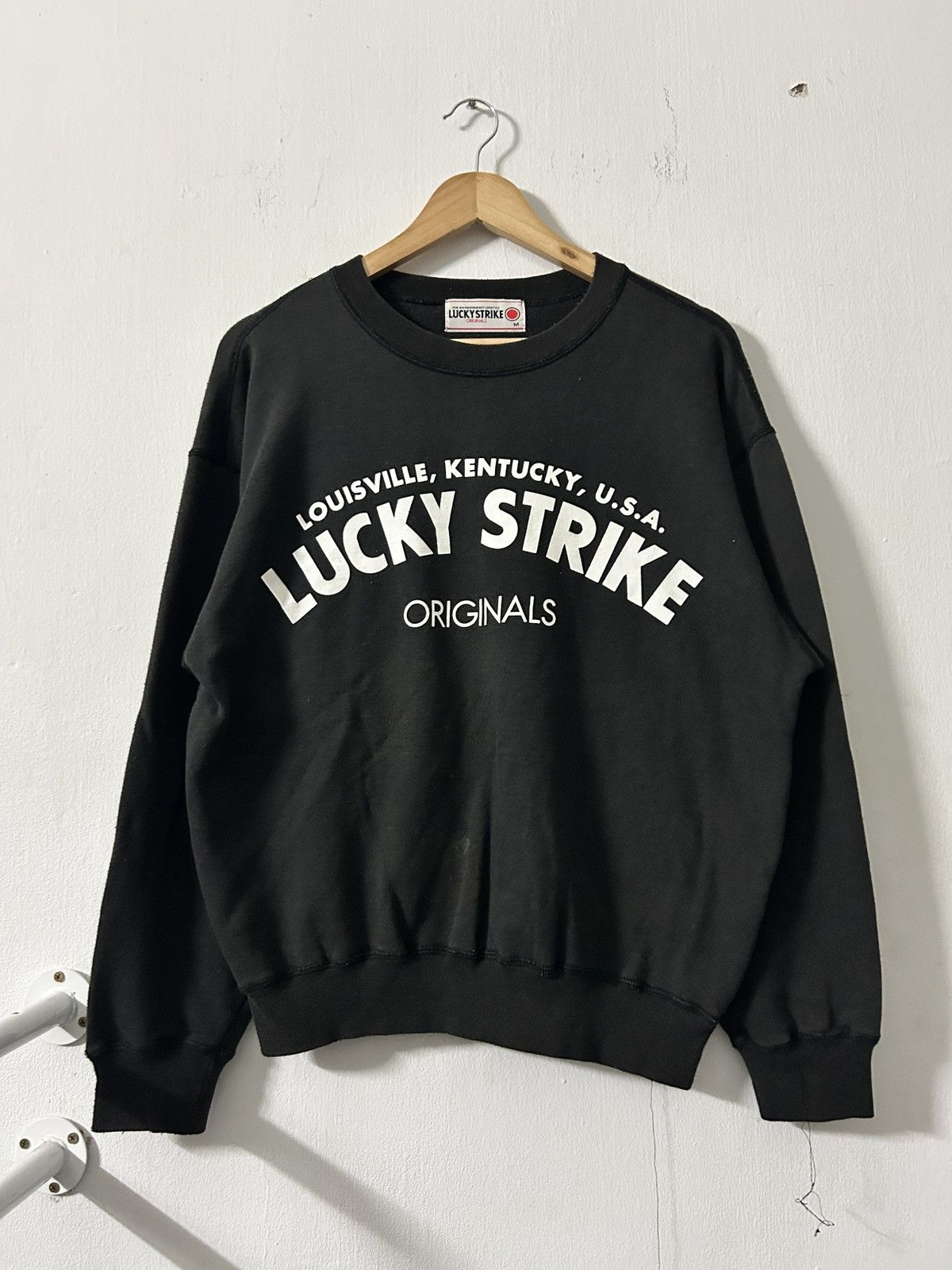Japanese Brand × Vintage Vintage Lucky Strike Crewneck Motorsport Brand Size US L / EU 52-54 / 3 - 1 Thumbnail