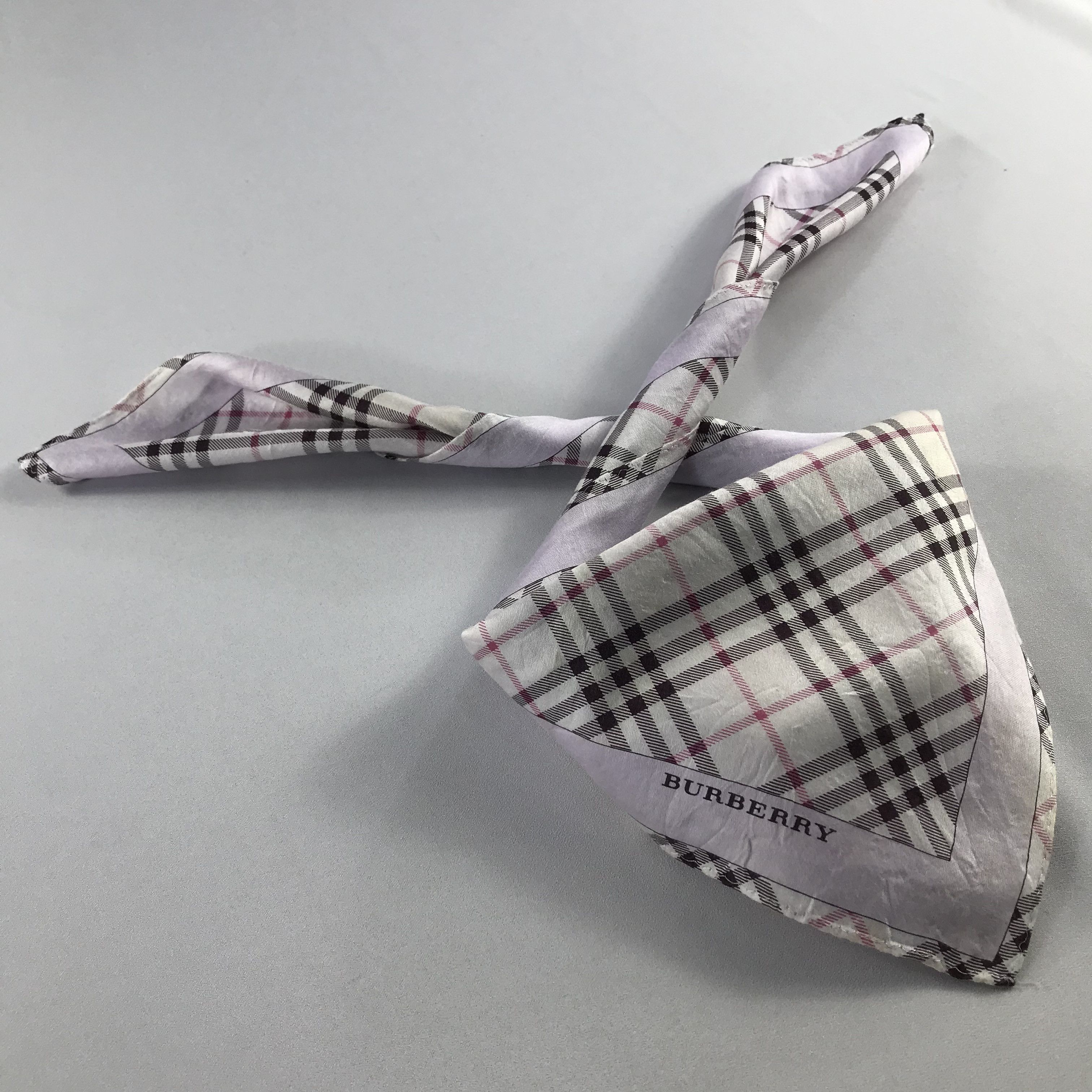 Burberry Burberry Handkerchief / Bandana / Neckerchief C742 Size ONE SIZE - 1 Thumbnail