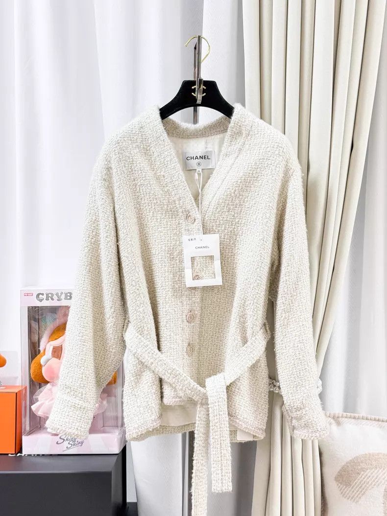 Chanel Chanel Knitted pink rolled-edge lace-up tweed coat Size XXS / US 00 / IT 34 - 1 Thumbnail