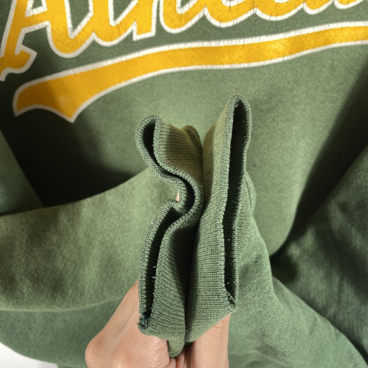 MLB Vintage 90's Mlb ATHLETICS Baseball Team Faded Sweatshirt Size US M / EU 48-50 / 2 - 3 Thumbnail