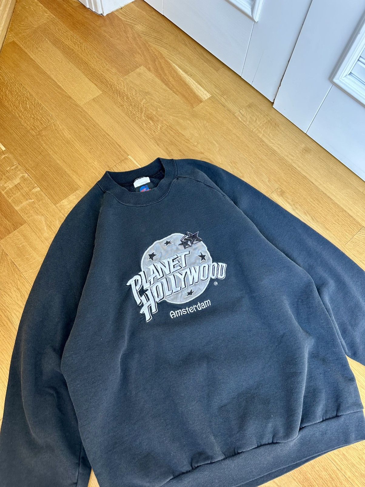 Planet Hollywood Planet Hollywood England Vintage 90’s Sweatshirt Size US L / EU 52-54 / 3 - 4 Thumbnail