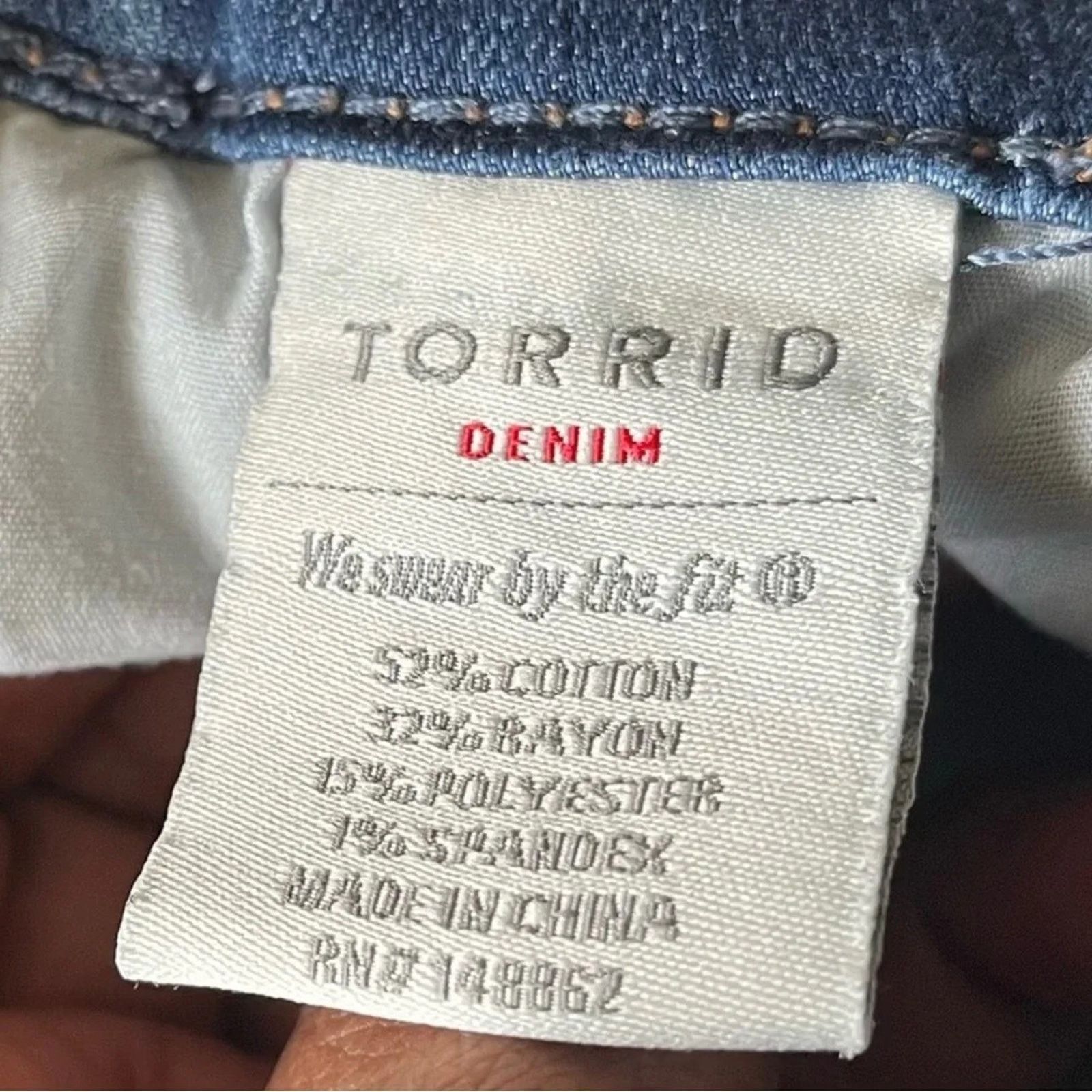 The Unbranded Brand Torrid Premimum Ultimate Stretch Jegging jeans, size 18R. Size 40" / US 18 - 9 Thumbnail