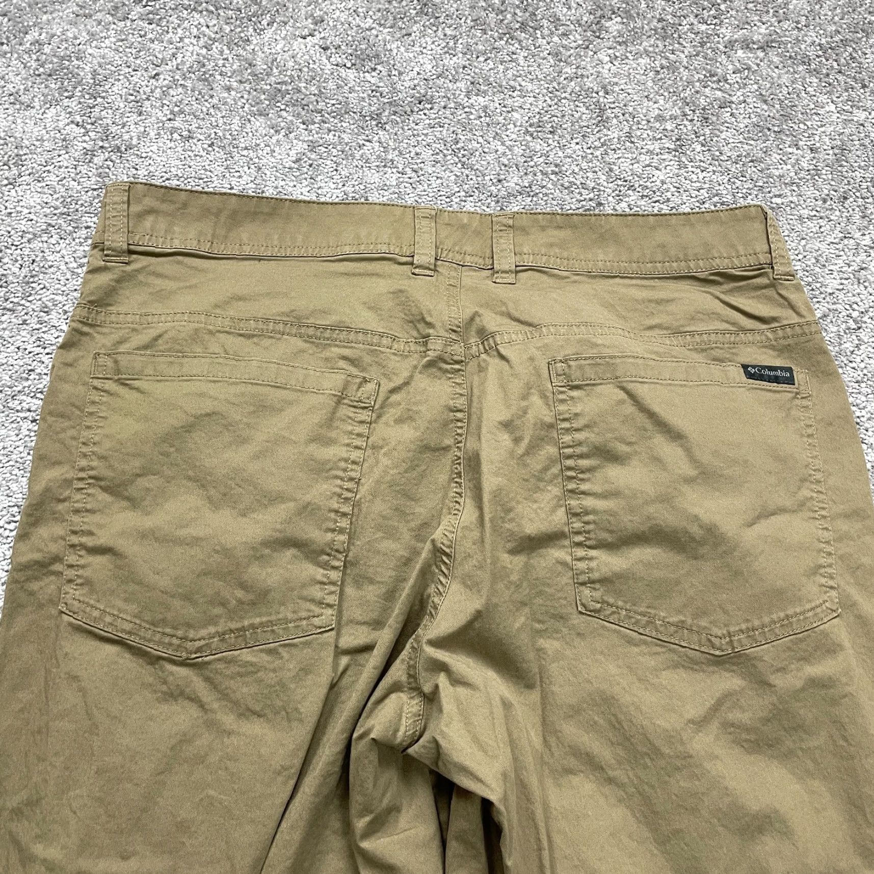 Vintage VINTAGE Columbia Men's Chino Pants 34x29 Regular Fit Straight Leg Brown Cotton Casual Size US 32 / EU 48 - 4 Thumbnail