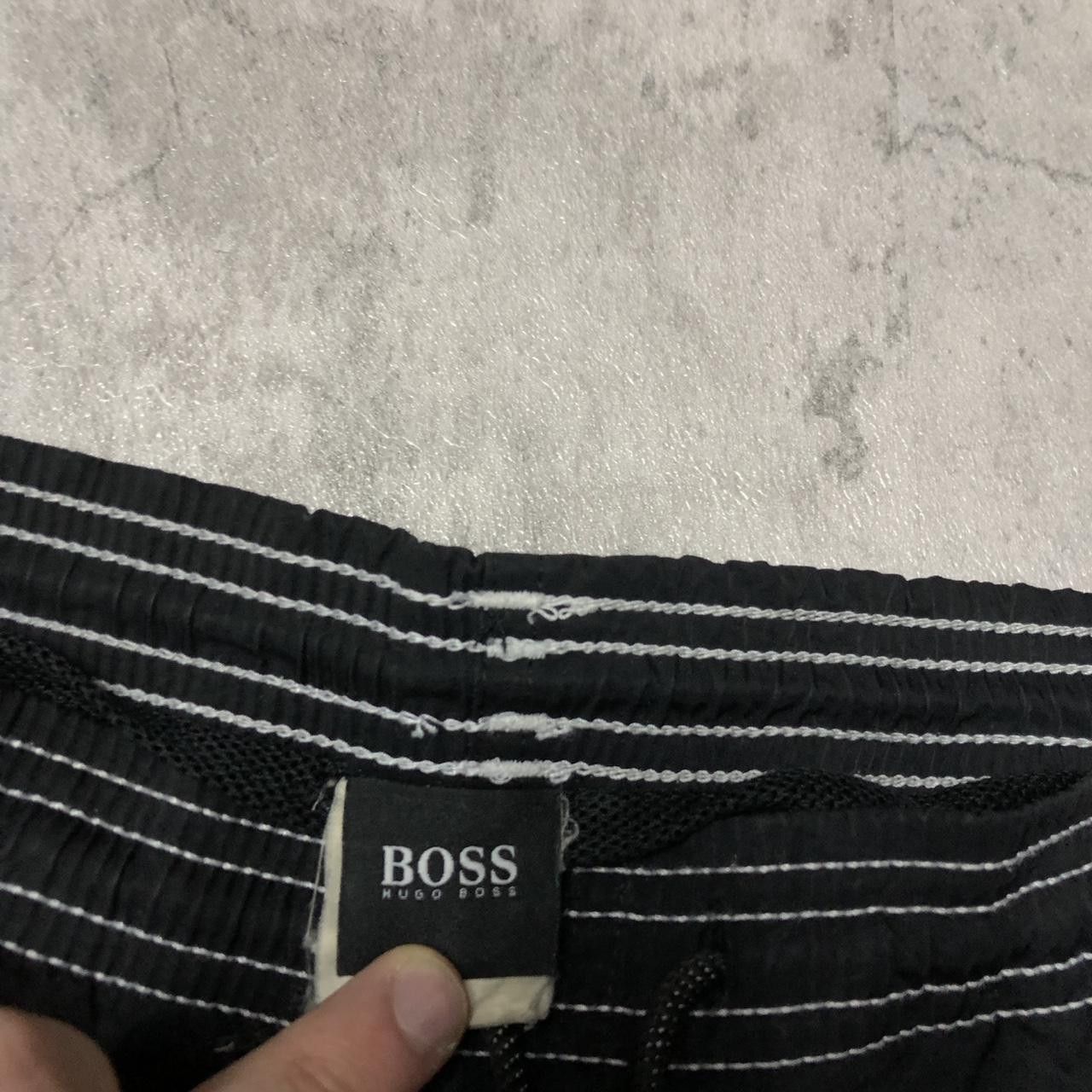 Hugo Boss Hugo boss swimwear boxy Size US 36 / EU 52 - 4 Thumbnail