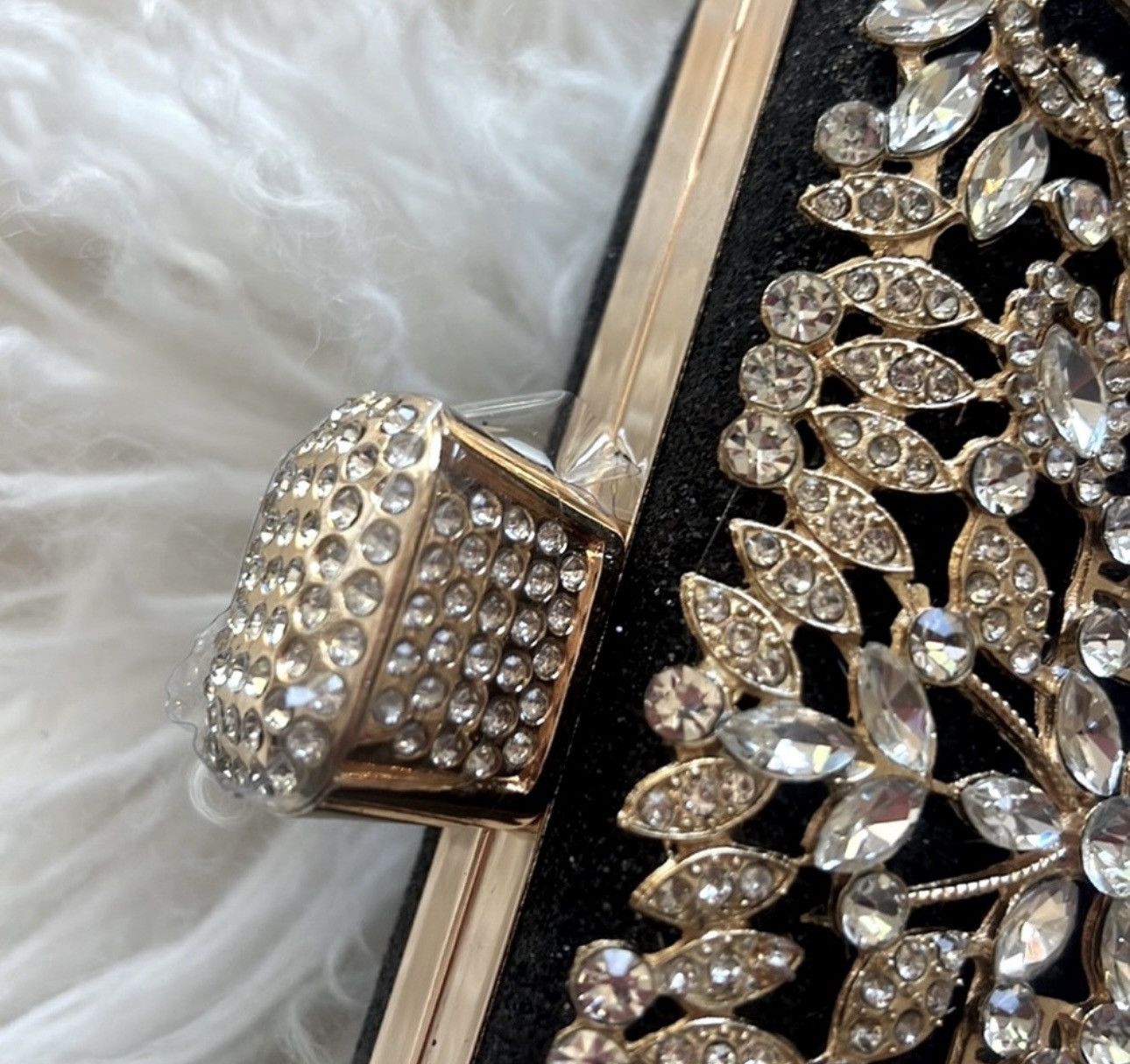 Other Black & Gold Crystal Diamond Evening Bag Size ONE SIZE - 5 Thumbnail