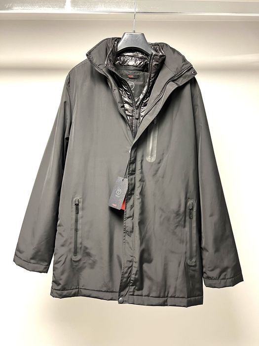 Tumi raincoat hot sale