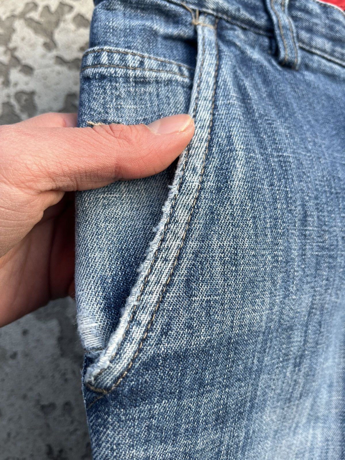 Burberry BURBERRY Vintage Distressed Faded Straight Fit Denim Jeans Size US 32 / EU 48 - 8 Thumbnail