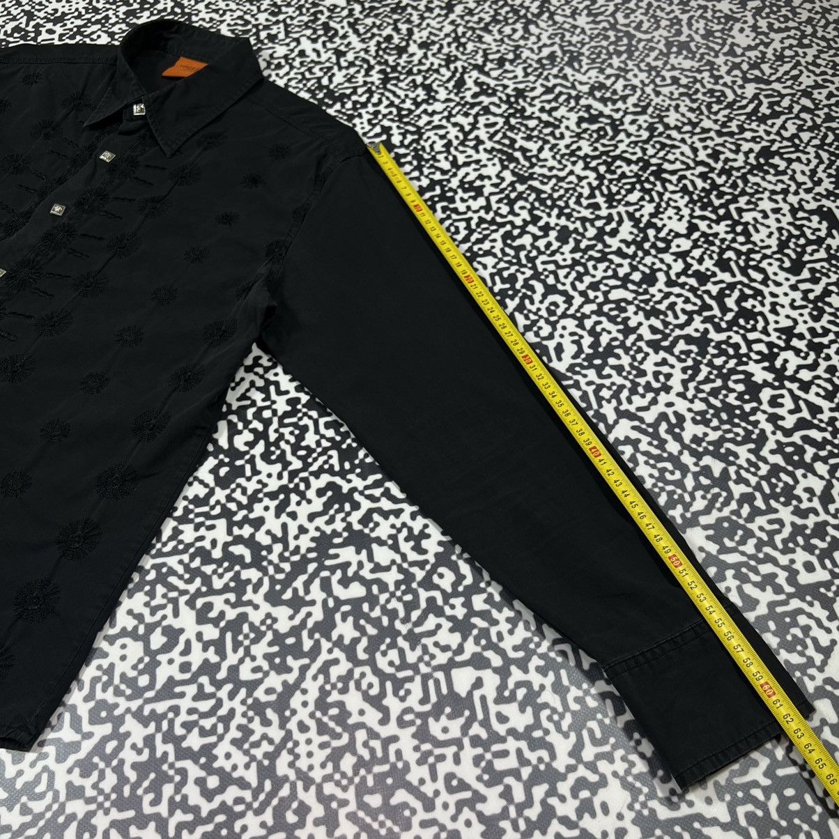 Versace RARE VERSACE DOLM Y2K Vintage Monogram Faded Luxury Shirt Size US XL / EU 56 / 4 - 17 Thumbnail