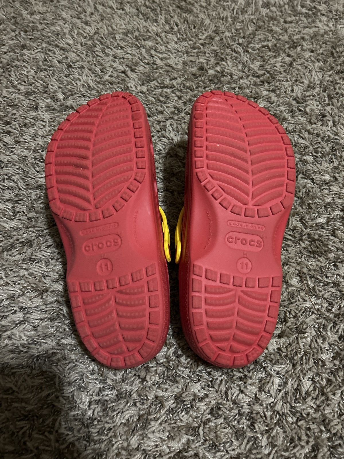 Crocs Crocs Classic Clog X Lucky charms Size US 11 / EU 44 - 4 Thumbnail