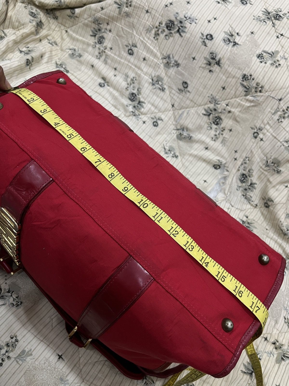 Designer × Moschino 🔥🔥🔥STEALS MOSCHINO TRAVEL BAG Size ONE SIZE - 22 Thumbnail