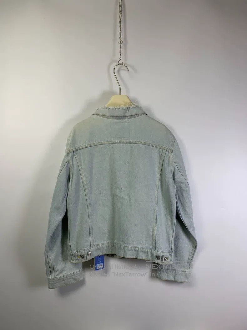 Balenciaga Balenciaga size 38 Button Collar Washed Hole Denim Jacket, Size S / US 4 / IT 40 - 2 Thumbnail