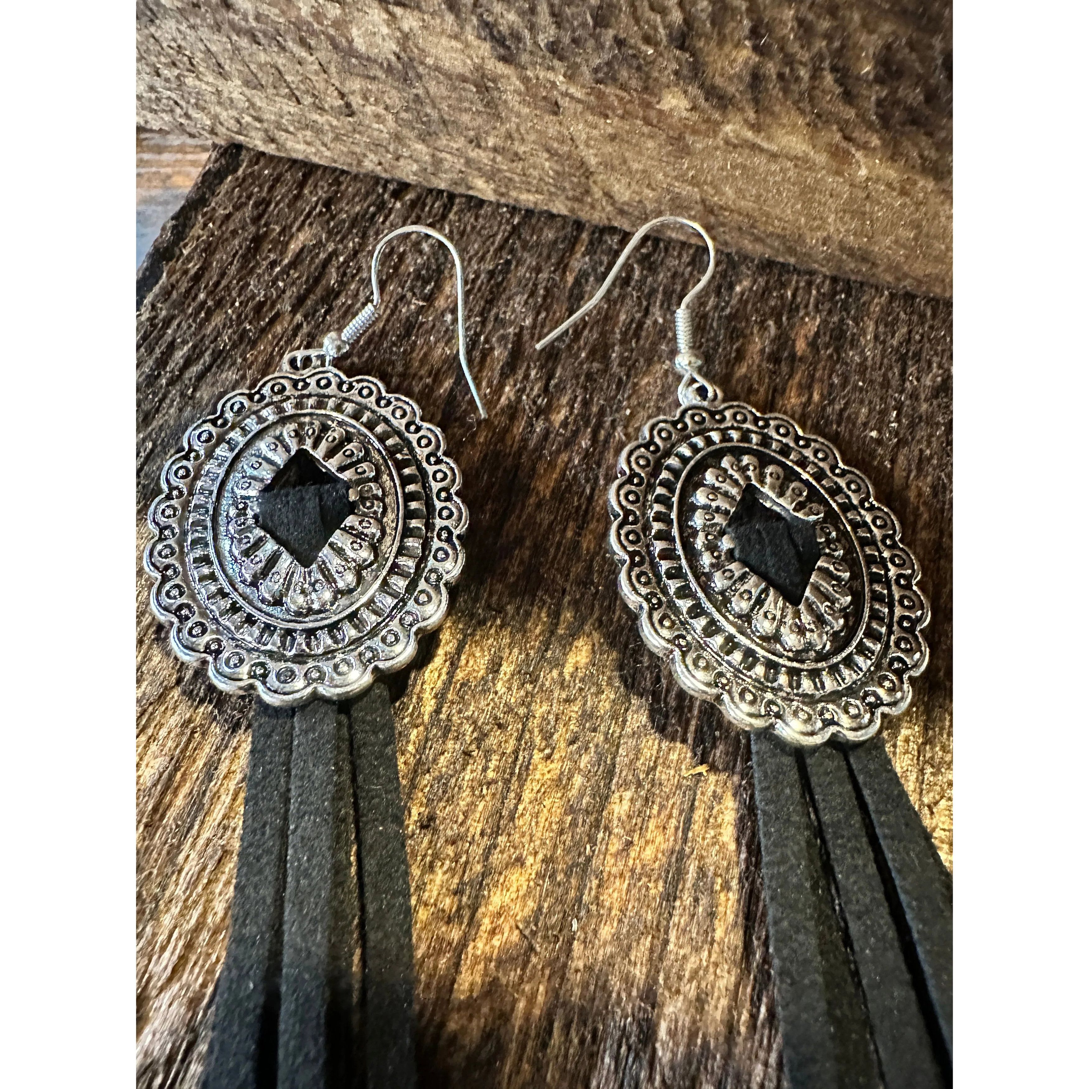 Other Boho Hippie Western Conch Tribal Silver Drop Wire Earrings, Size ONE SIZE - 8 Thumbnail