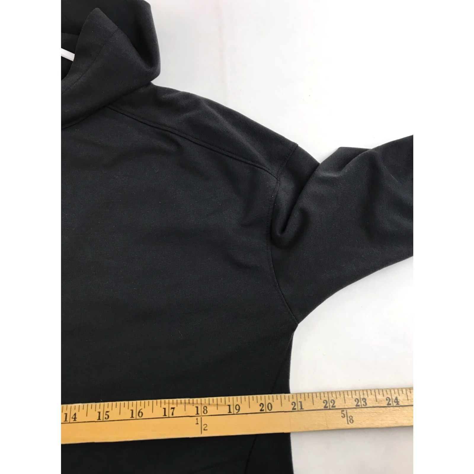 Avia Avia Activewear Hoodie Women's M Black Pullover Regular Size Medium Pullover Hoodie Modern Activewear Womens Size M / US 6-8 / IT 42-44 - 5 Thumbnail