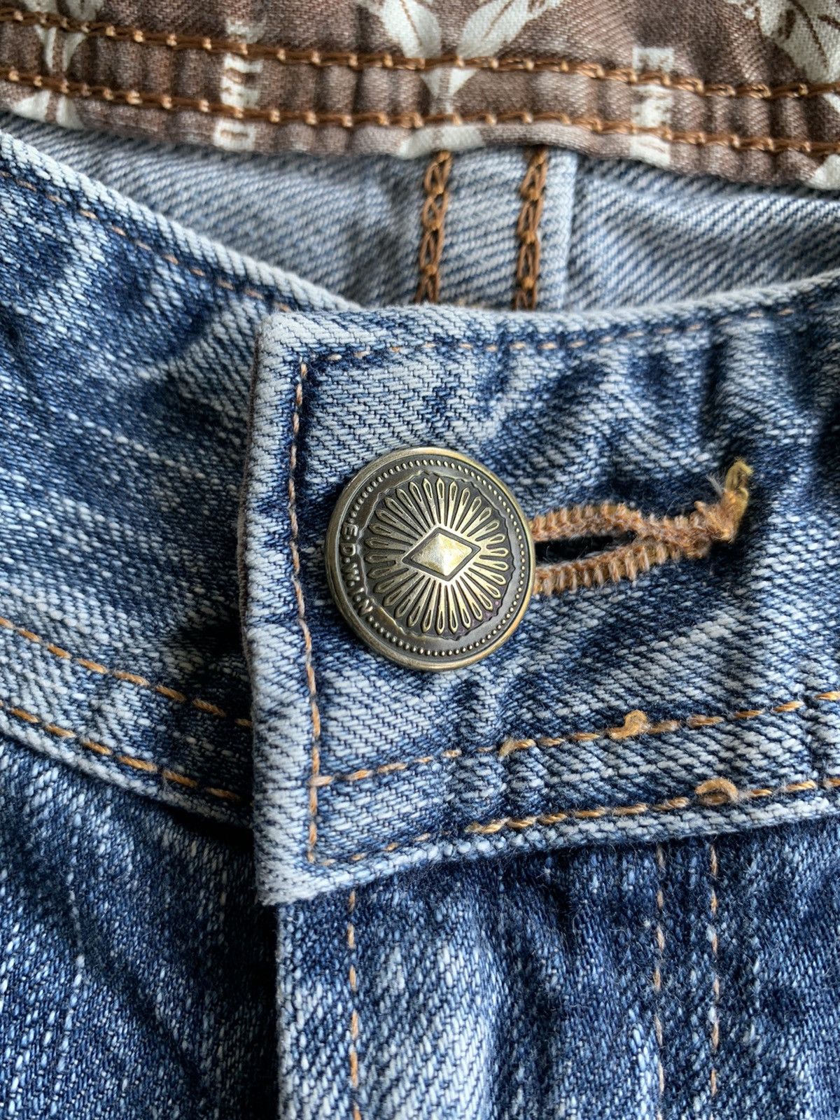 Edwin VINTAGE FLARE EDWIN XV NAVAJO FADED&RUSTY JAPANESE DENIM Size US 34 / EU 50 - 9 Thumbnail