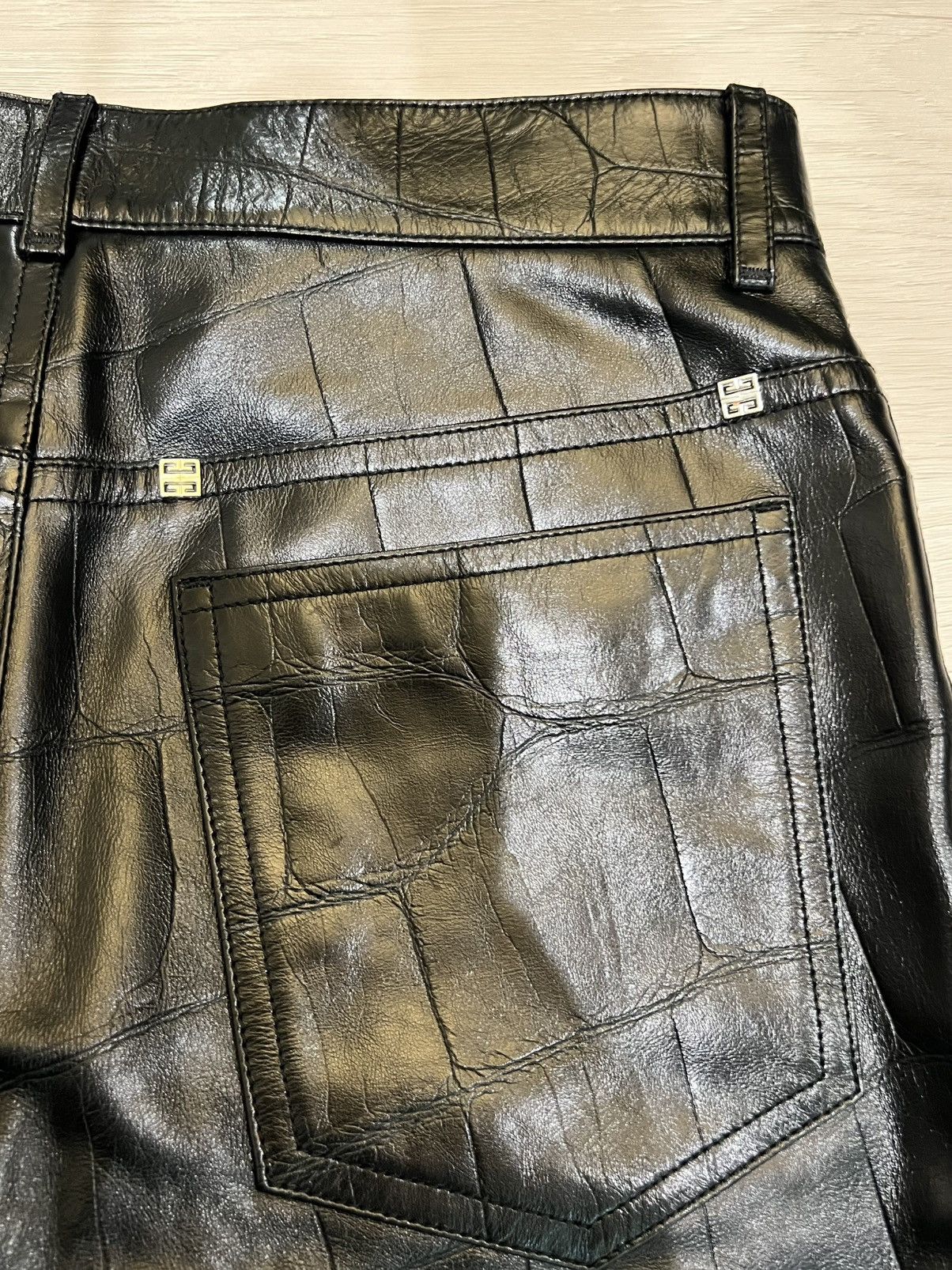 Givenchy Givenchy Croc Embossed Leather Pants Size US 32 / EU 48 - 11 Thumbnail
