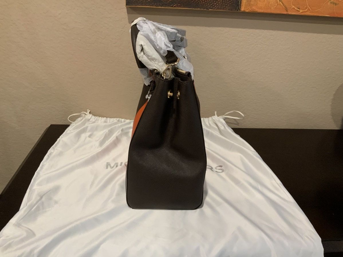 Michael Kors Michael Kors Sutton Center Stripe Large Satchel Coffee/Brown Size ONE SIZE - 5 Thumbnail