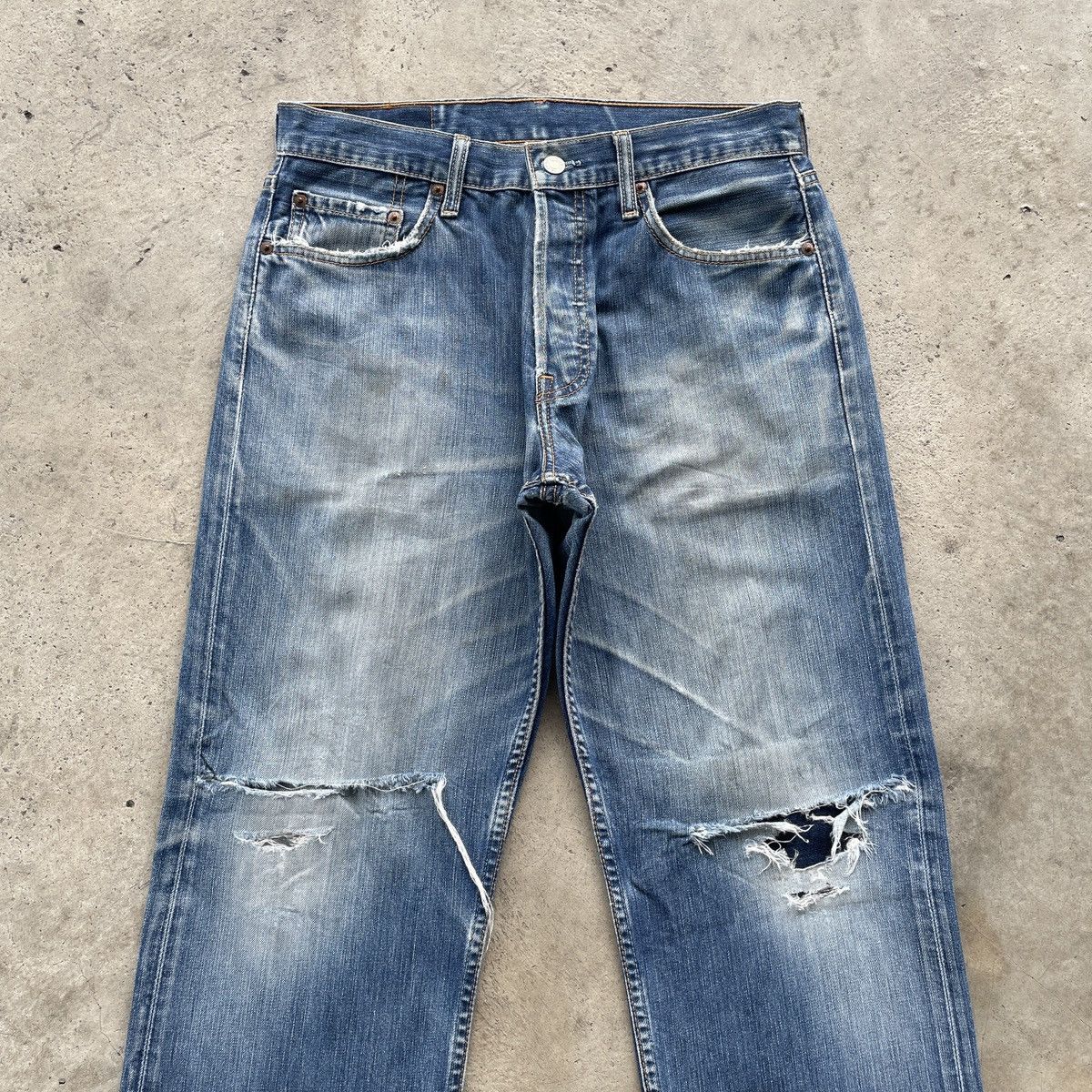 Levi's Levi’s 501 Vintage Distressed Faded Jeans Denim Pants W31 Size US 31 - 3 Thumbnail
