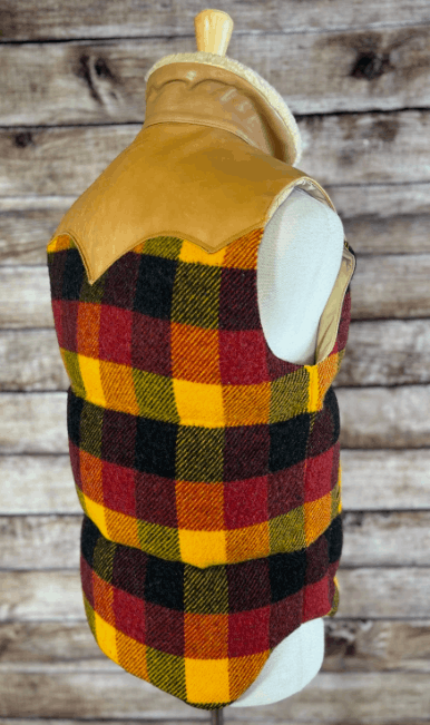 Rocky Mountain Featherbed Rocky Mountain Featherbed Bape Down Vest Size 42 Size US L / EU 52-54 / 3 - 4 Thumbnail