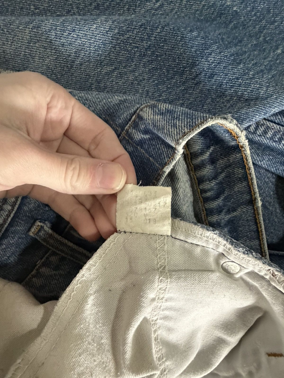Vintage Thrashed & Faded Orange Tab Levis Size US 34 / EU 50 - 5 Thumbnail