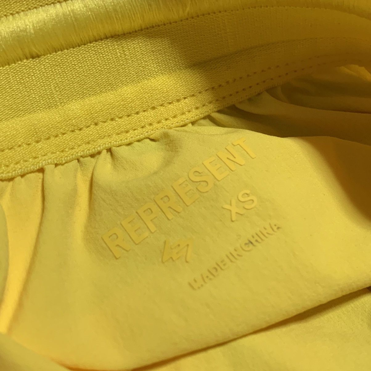 Represent Clo. Represent XS Shorts Team 247 Fused Lemon Yellow Bottoms Size US 28 / EU 44 - 7 Thumbnail