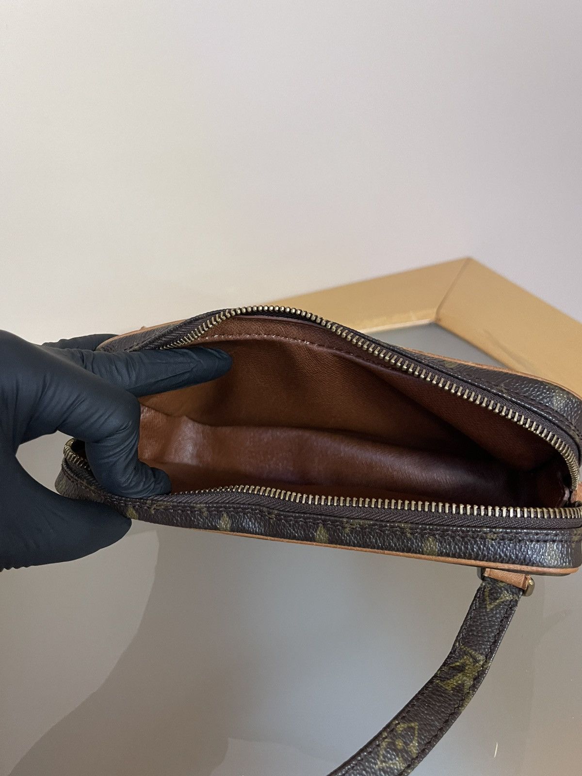 Louis Vuitton Luis Vuitton Marly Bandouliere Size ONE SIZE - 3 Thumbnail