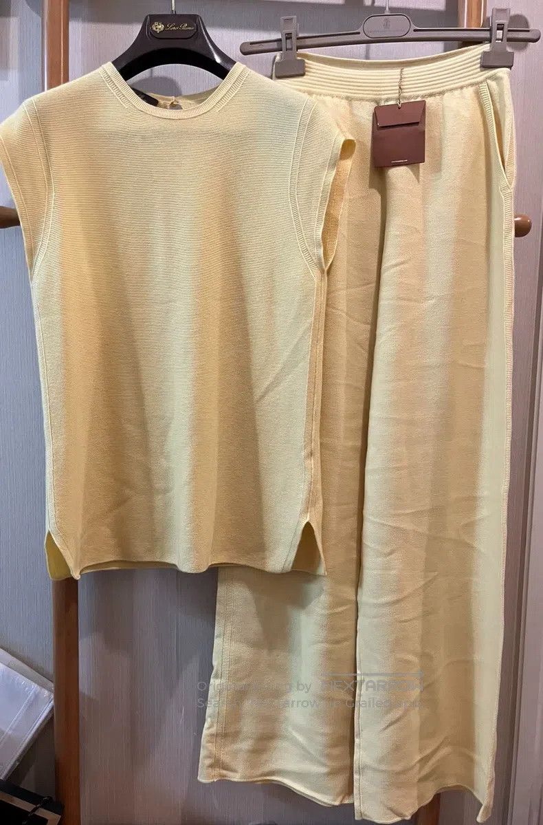 Loro Piana Loro Piana 2023 Cashmere Suite Size M / US 6-8 / IT 42-44 - 1 Thumbnail